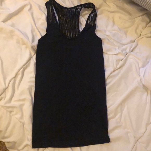 Workout tank top - Picture 2 of 2